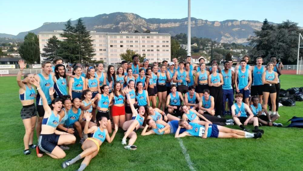 photos-léquipe-junior-athlé-de-grenoble